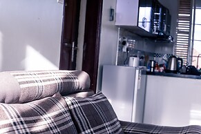 Lixan Parlour