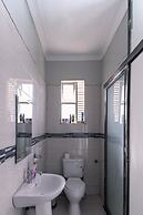 Lixan Parlour