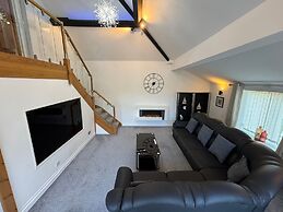 Castle House Holiday Home