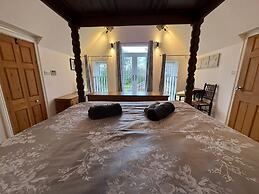 Castle House Holiday Home