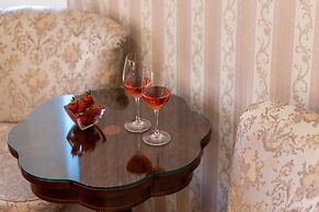 Unique Luxury Rooms