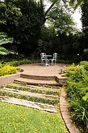 Cape Village Lodge