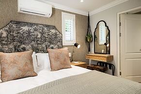 Cape Village Lodge