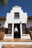 Cape Village Lodge