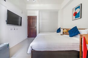 Oriental Blue Smart Stay