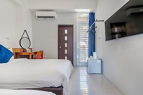 Oriental Blue Smart Stay