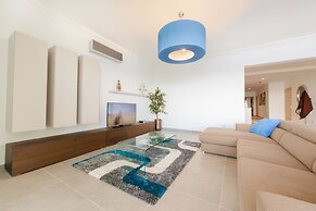 THE Ultimate Luxury, Sliema With Pool