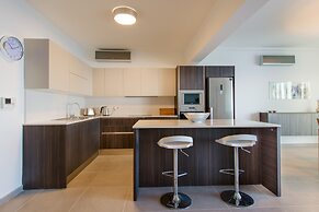 THE Ultimate Luxury, Sliema With Pool