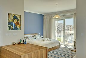 Luxury Apartment inc Pool & Views