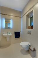 Stunning Seafront Lux Apt, Fort Cambridge wt Pool