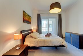 Stunning Seafront Lux Apt, Fort Cambridge wt Pool