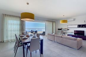 Stunning Seafront Lux Apt, Fort Cambridge wt Pool
