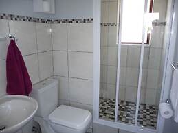 Inn2Wilderness Guesthouse