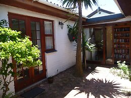 Inn2Wilderness Guesthouse