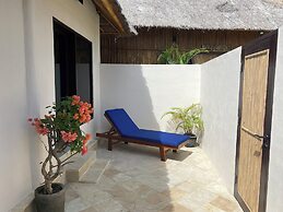 Ekas Surf Resort