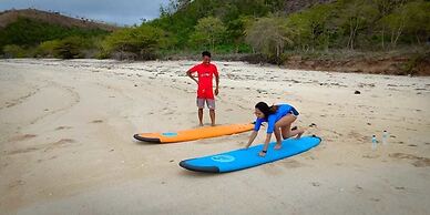 Ekas Surf Resort