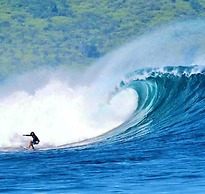 Ekas Surf Resort