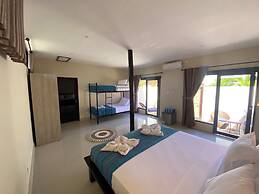 Ekas Surf Resort