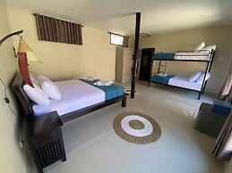 Ekas Surf Resort