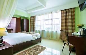 The Legacy Hotel & Suites