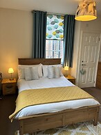 Peel House Apartments