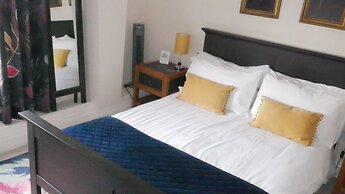 Peel House Apartments