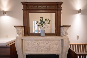 Saint Pauls Suite 1