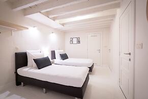 Saint Pauls Suite 1