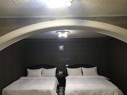 Gui Zu Hotel