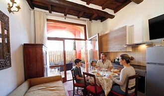 Borgo Malvasia- Ca' Palazzo