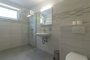 Boarding House Lucija