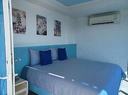 Koh Larn Riviera