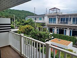 Koh Larn Riviera