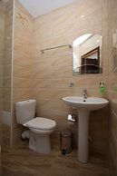 Anatol Hotel