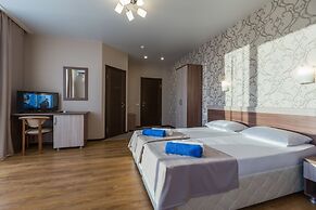 Anatol Hotel