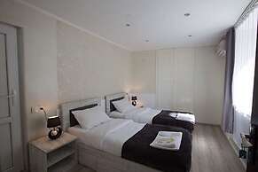 Harmony Hotel