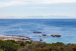 Tintswalo Boulders