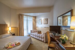 Mini Palace Hotel