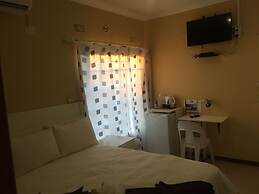 Rosey Rest Inn