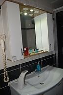 Yildirim Hotel