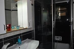 Yildirim Hotel