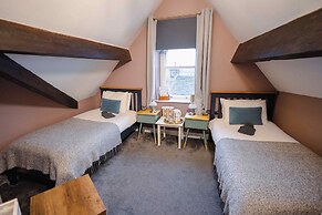 Weavers Guest House