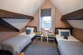 Weavers Guest House