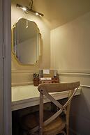 Weavers Guest House