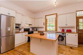 Villa Ashbourne