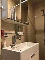Henry's Apartment- Executive 717