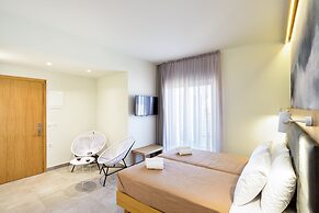 Elia Kalamaki Hotel