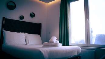 OYO Newquay Beach Hotel