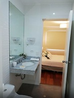 Miraflores Luxury Apartments - Grau