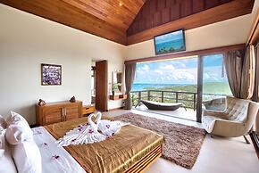 Grand Vista